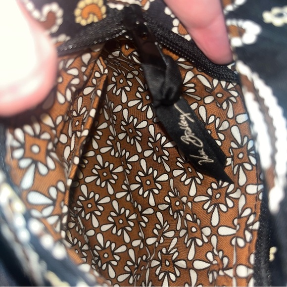 Vera Bradley hobo bag  brand new without tags - Picture 3 of 6